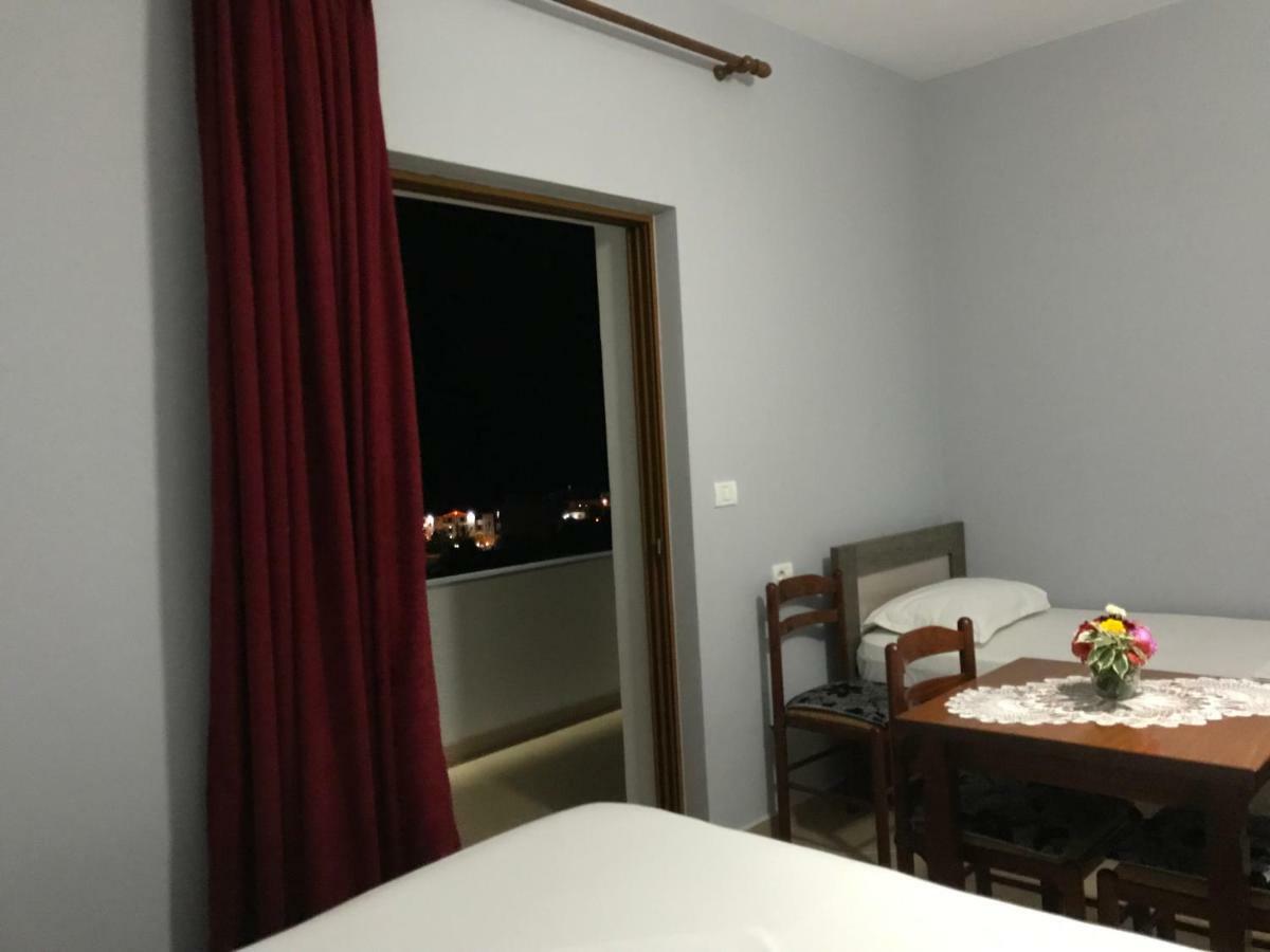 Vila Jeti Εξαμίλιο Εξωτερικό φωτογραφία