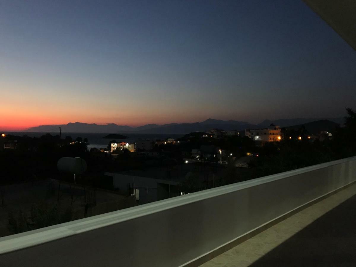 Vila Jeti Εξαμίλιο Εξωτερικό φωτογραφία