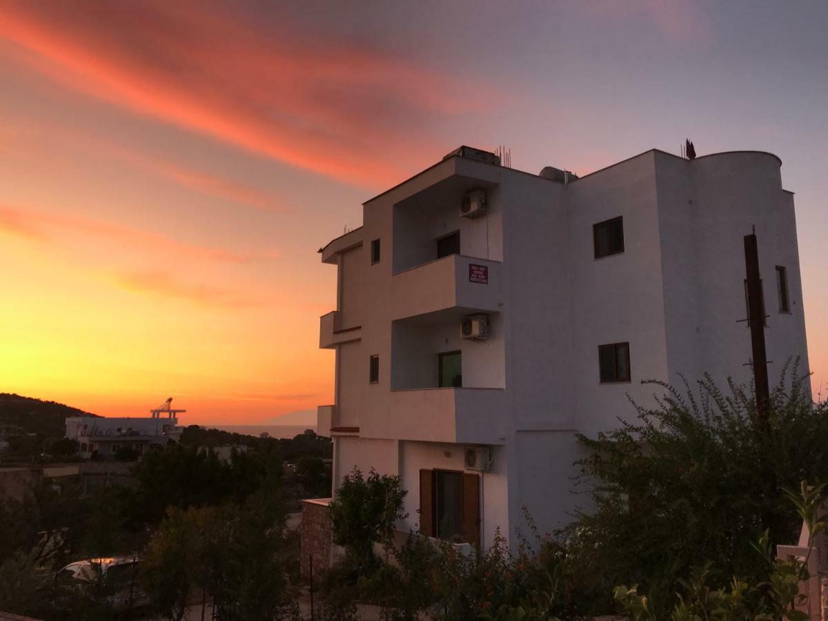 Vila Jeti Εξαμίλιο Εξωτερικό φωτογραφία